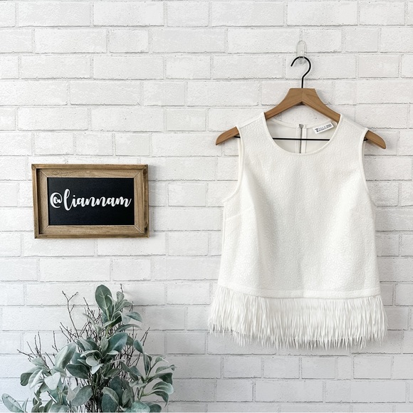 New York & Company Tops - New York & Company Cream Lace Fringe Sleeveless Top